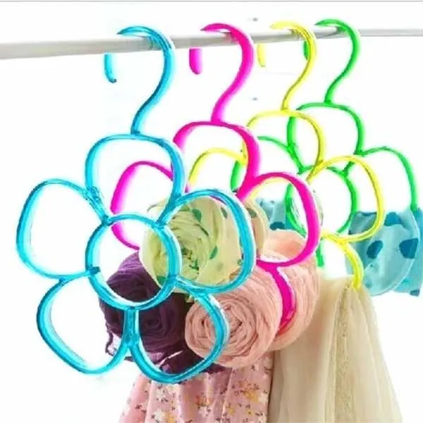 Acrylic Flower Scarf Hanger