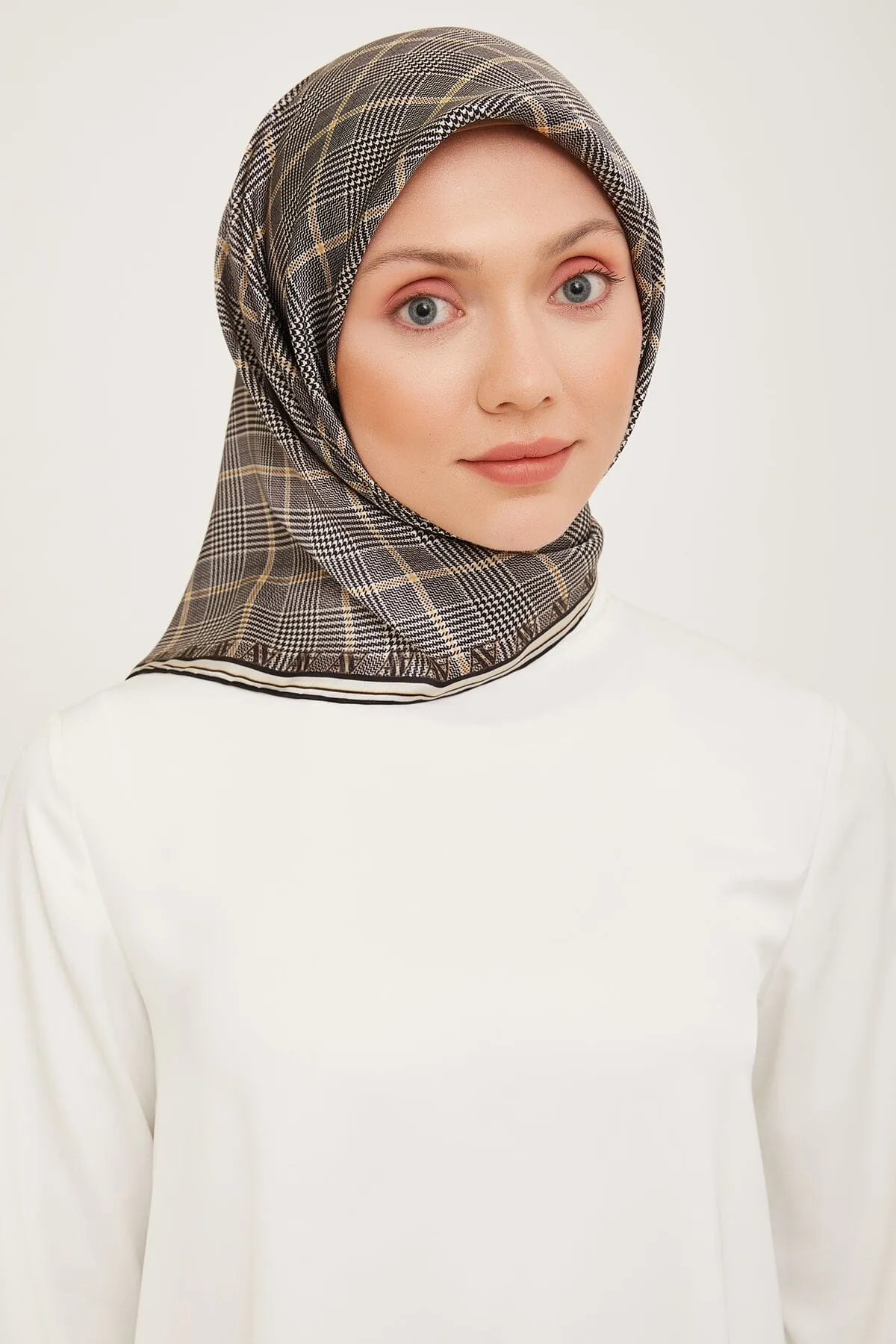 Armine Legian Women Silk Scarf #2