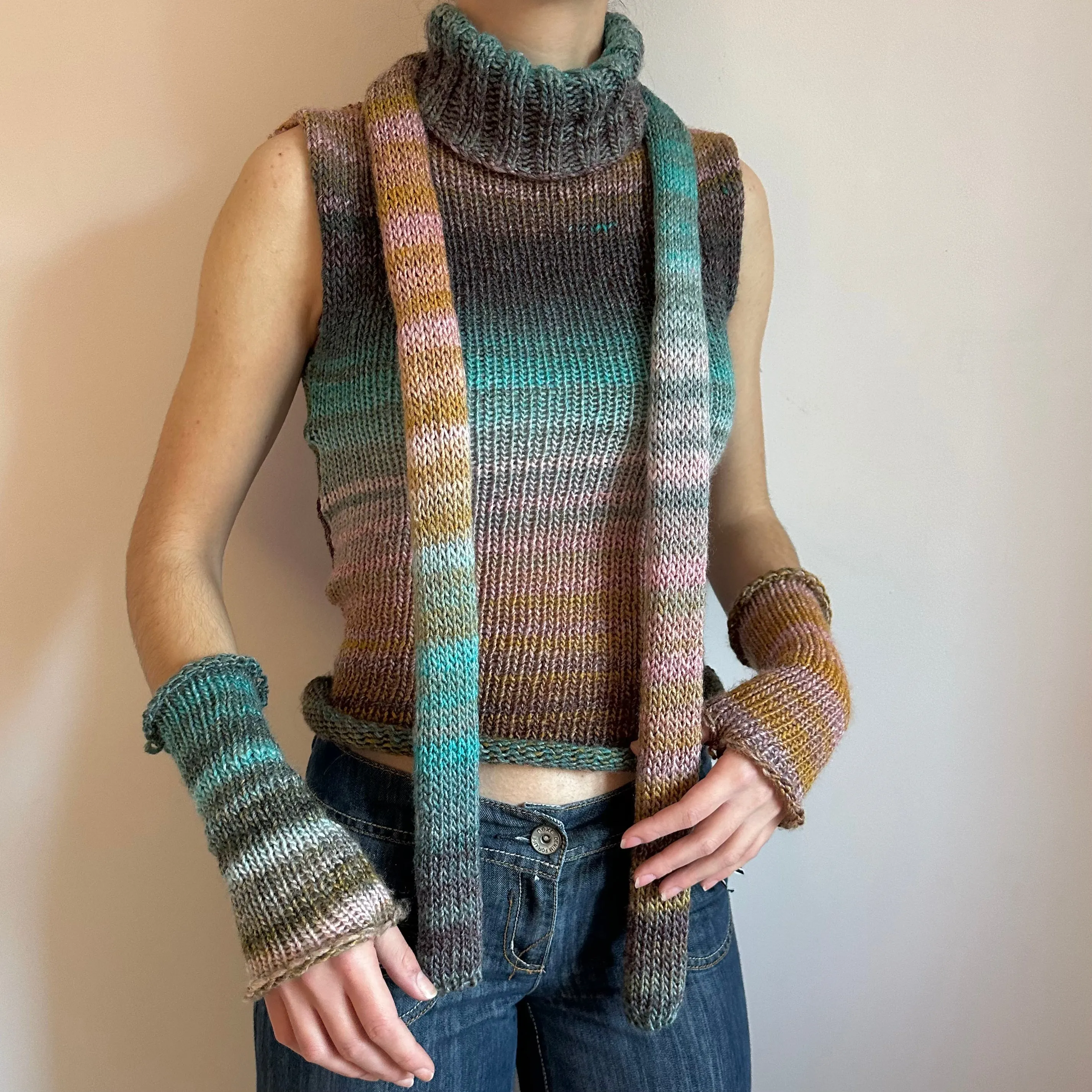 Handmade Alba knitted ombré skinny scarf